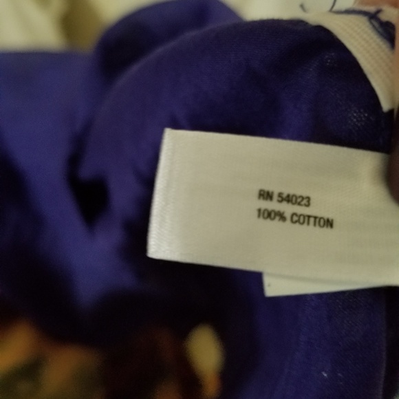 Gap lightweight 100% cotton purple shirt - Picture 7 of 7